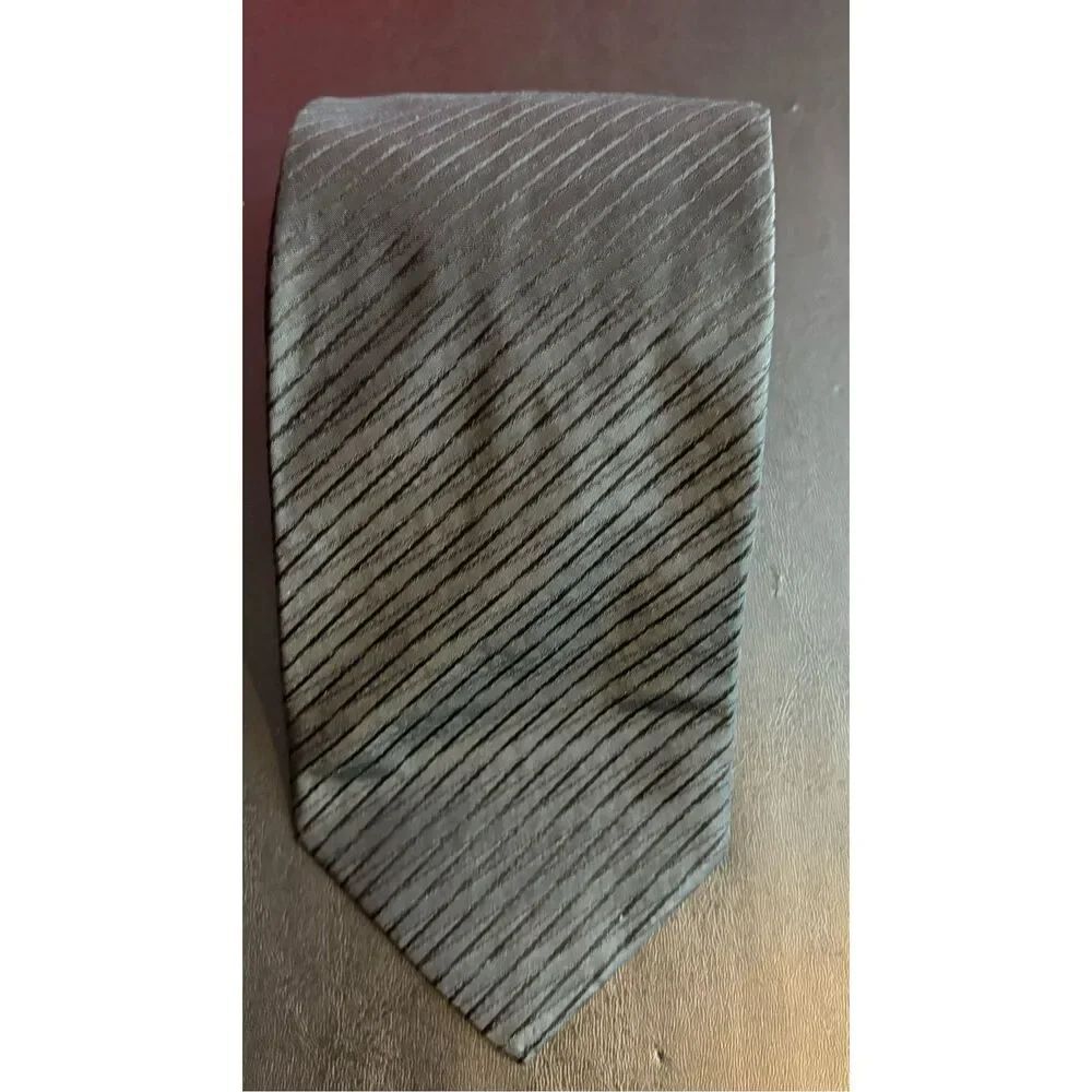 Hugo Boss tie